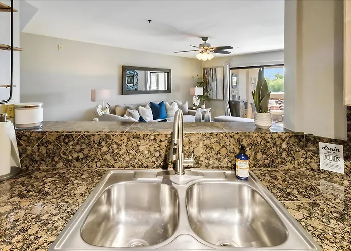 Biltmore Bliss Desert Retreat! Apartment Phoenix