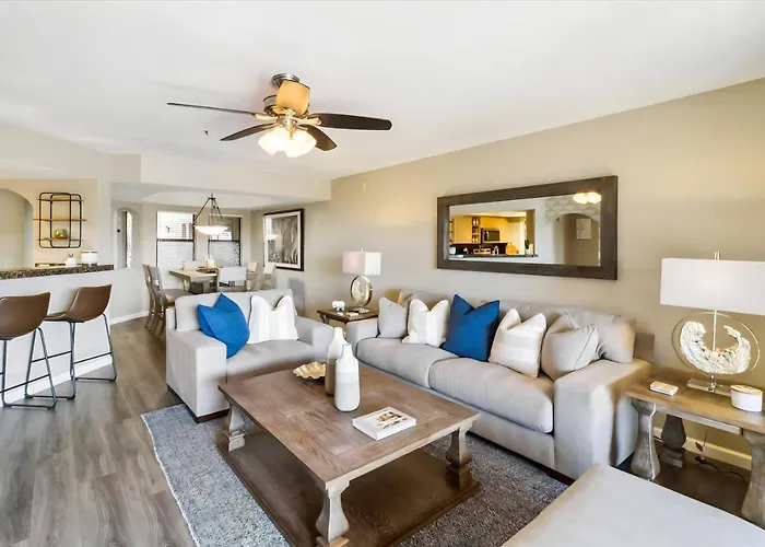 Apartment Biltmore Bliss Desert Retreat! Phoenix