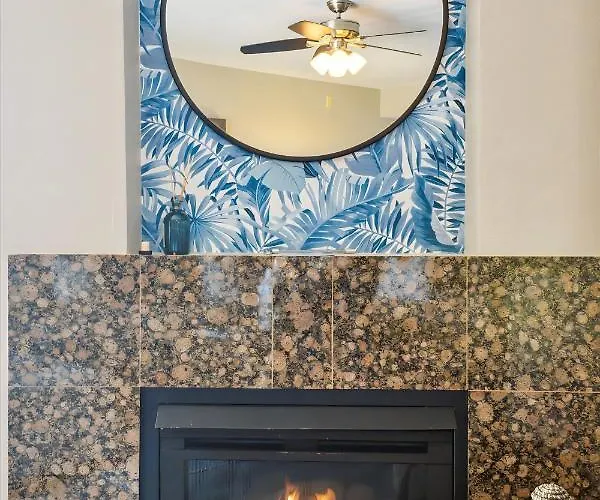 Apartment Biltmore Bliss Desert Retreat! Phoenix