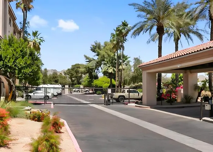 Biltmore Bliss Desert Retreat! Apartment Phoenix