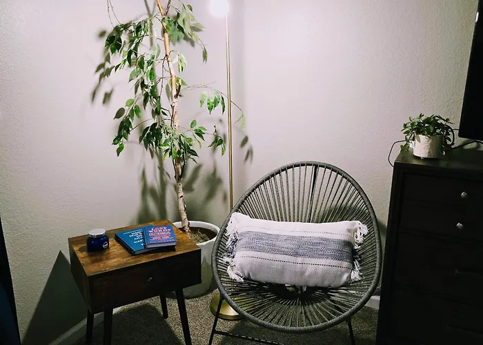 Apartment Biltmore Bliss Desert Retreat!