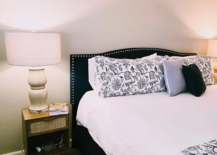 Biltmore Bliss Desert Retreat! Apartment *
